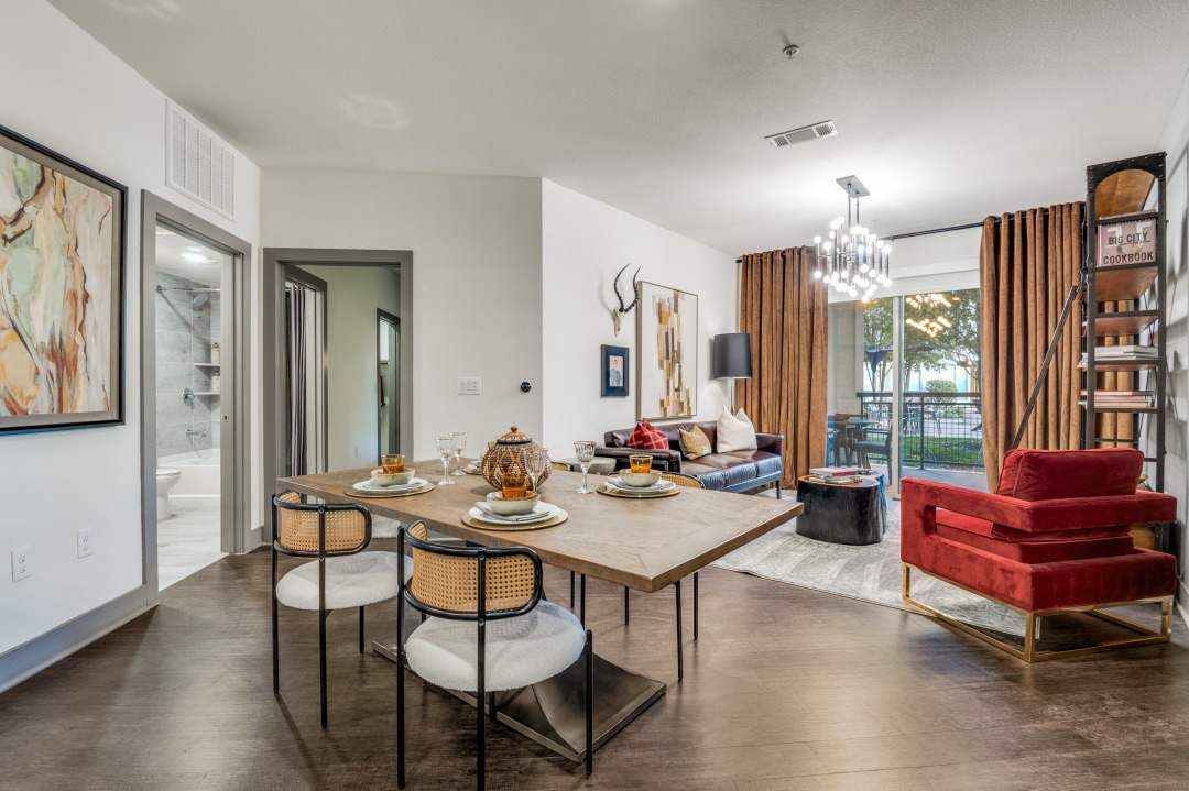 Ltd West Commerce apartment photo
