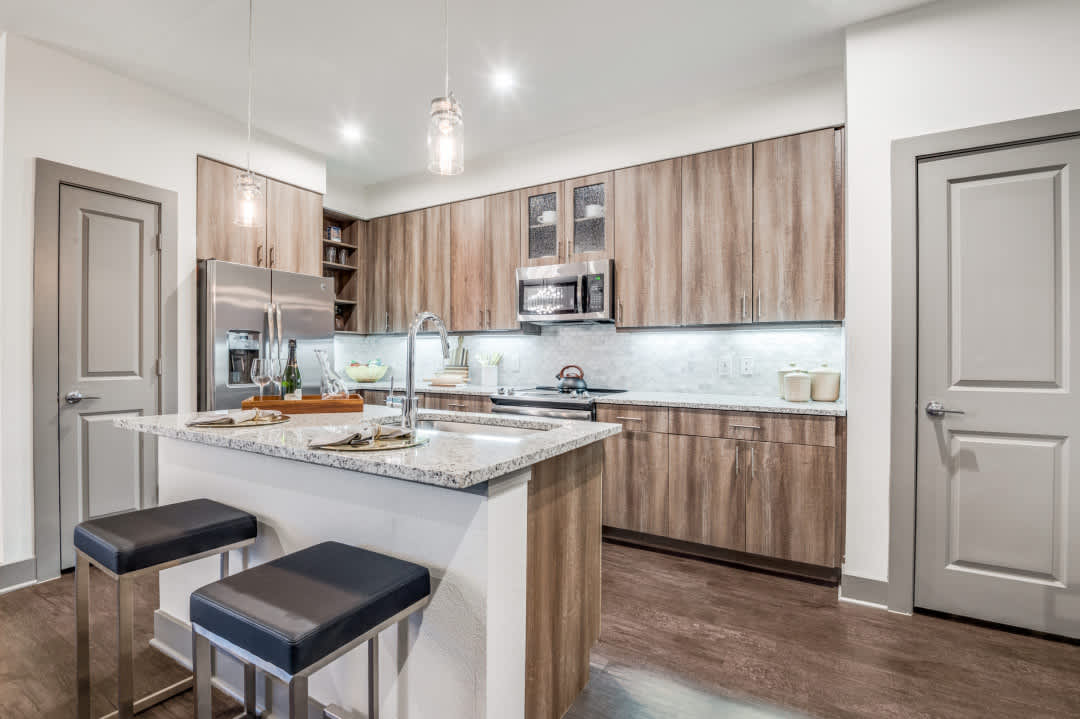 Ltd West Commerce apartment photo
