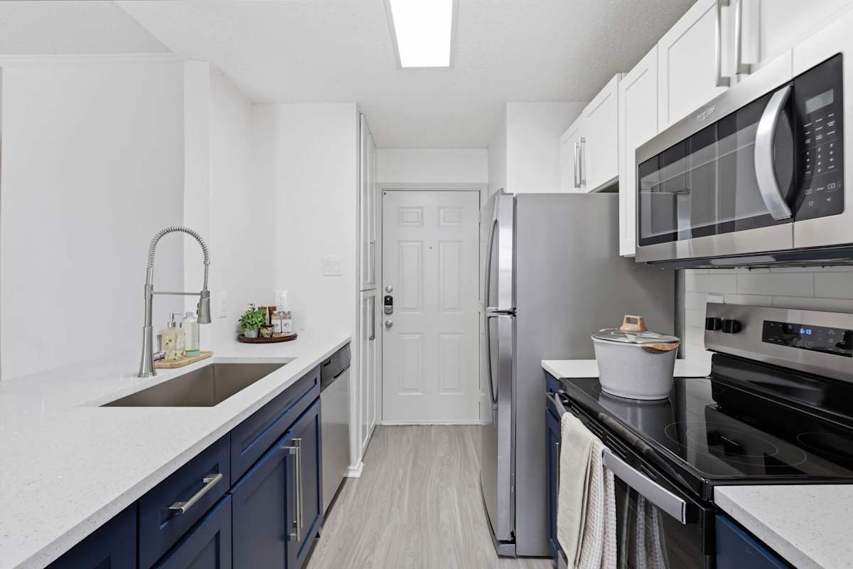 Camden Cimarron apartment photo