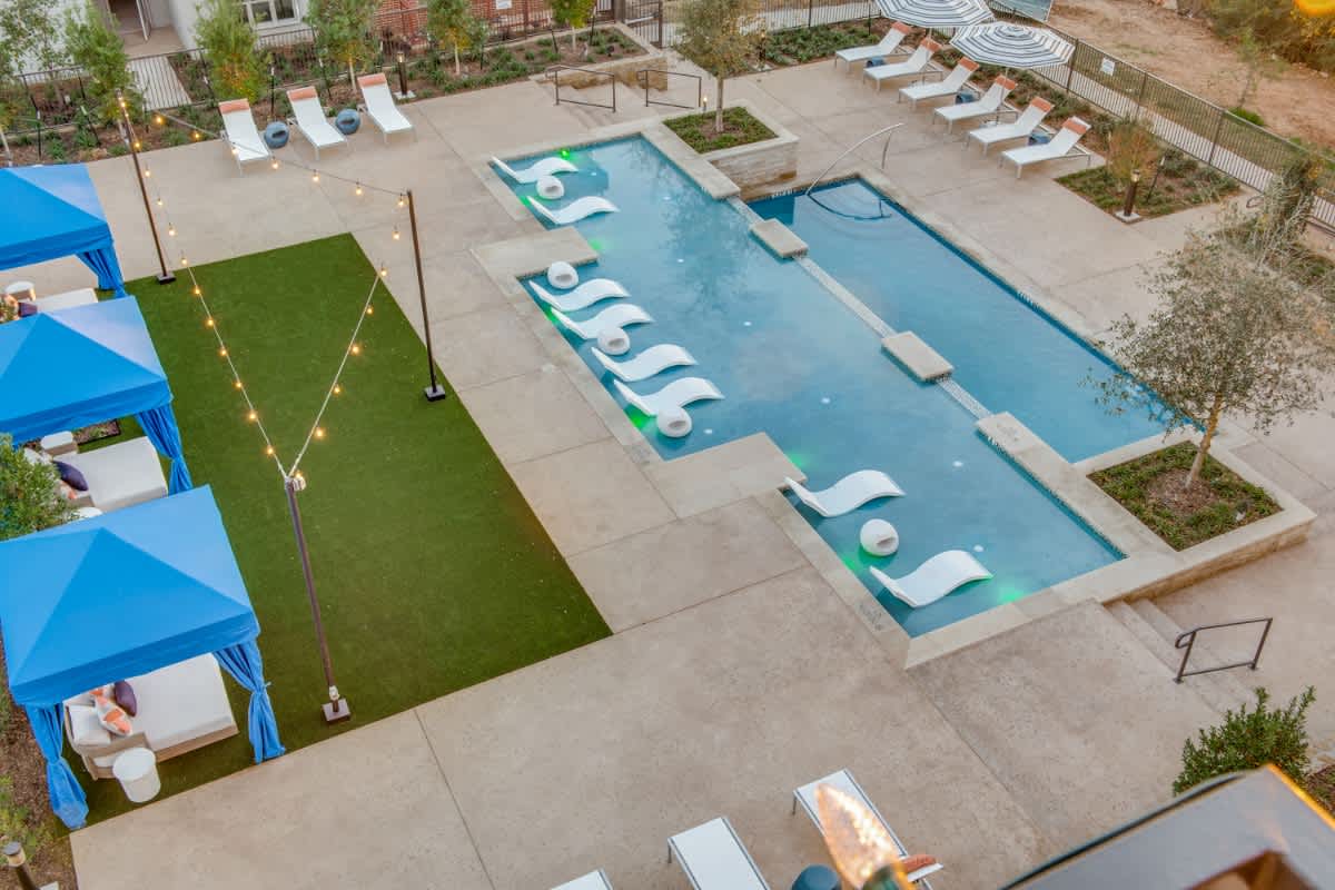 Luxia River East Apartments apartment photo