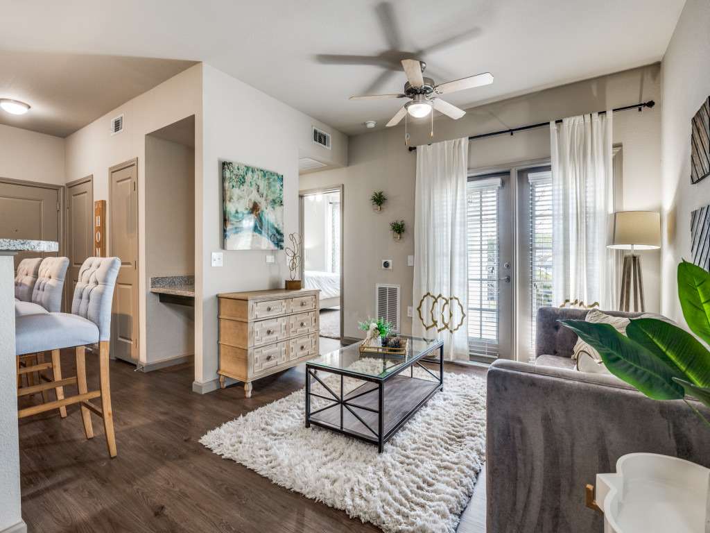 Creekside South Apartments apartment photo