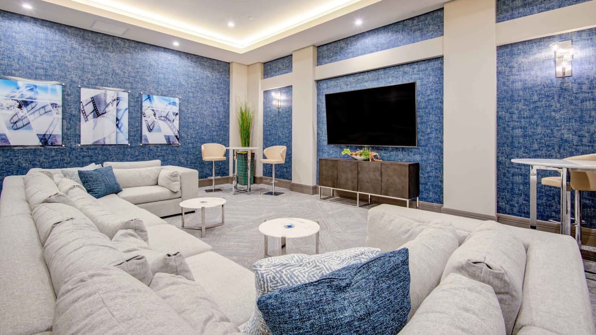 10X Addison Place Photos North Naples Apartments