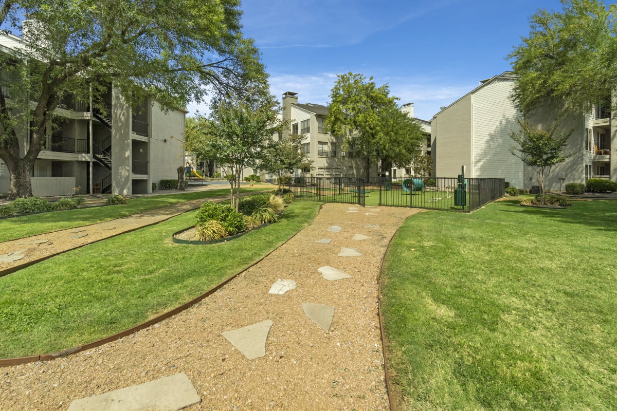 The Everly Photos Apartments Near Lake Highlands Dallas, TX