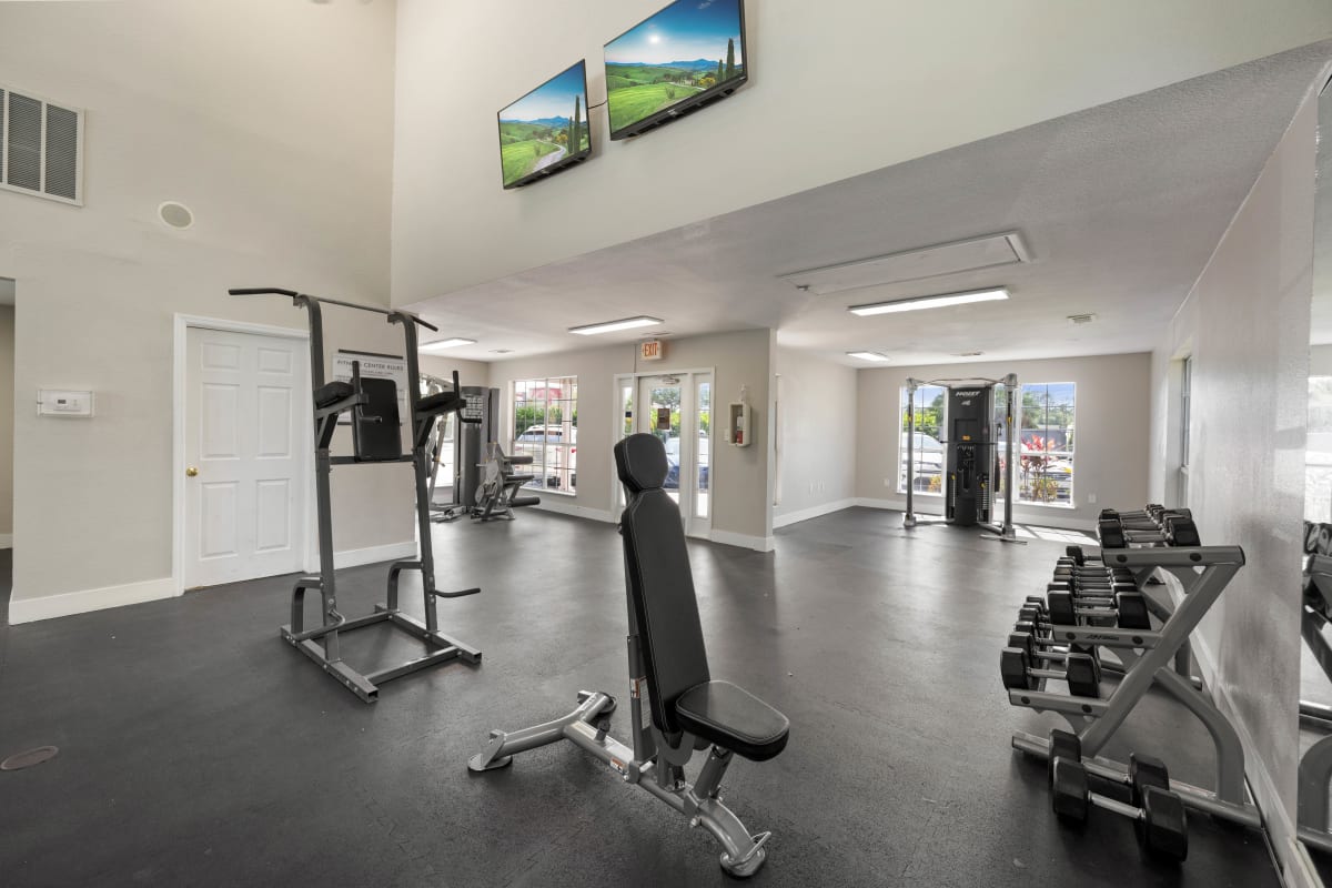 Photos Apartments Near Millenia Mall