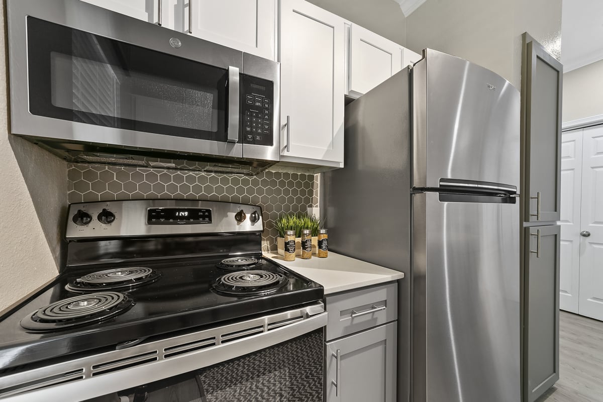 Chimney Hill apartment photo