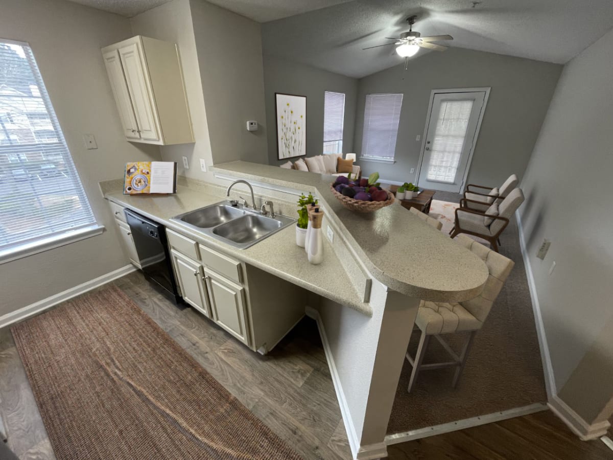 Brentwood Downs Photos Apartments Near Tech