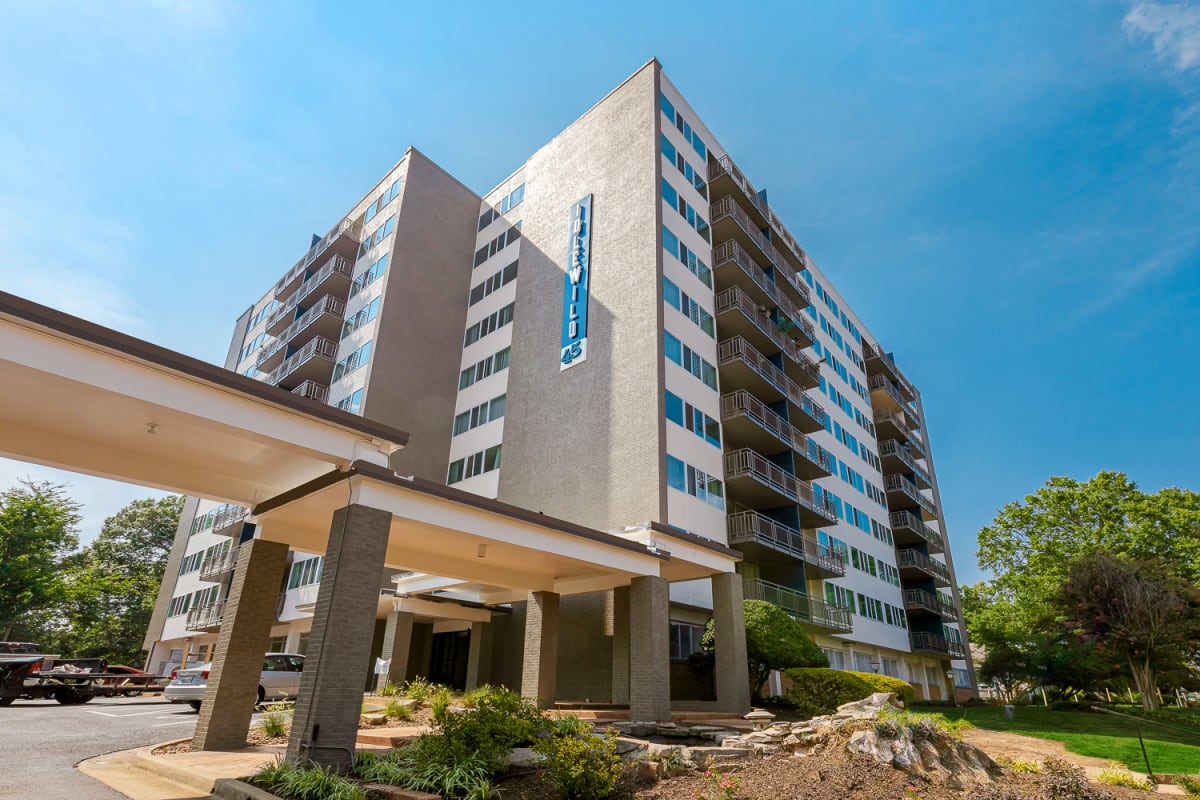 Gallery Apartments Near Overton Square Memphis