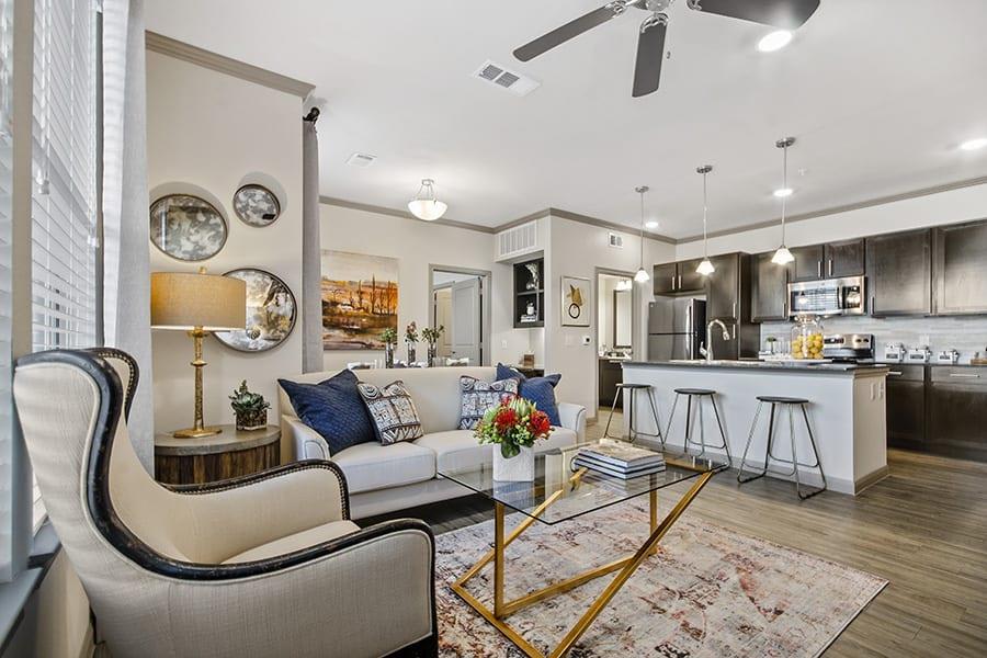 Photos and Video of Oakwood Crossing in College Station, TX