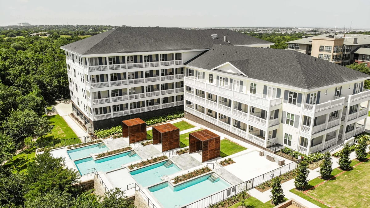 Thousand Oaks Luxury Austin Ranch Apartments For Rent Near Dallas