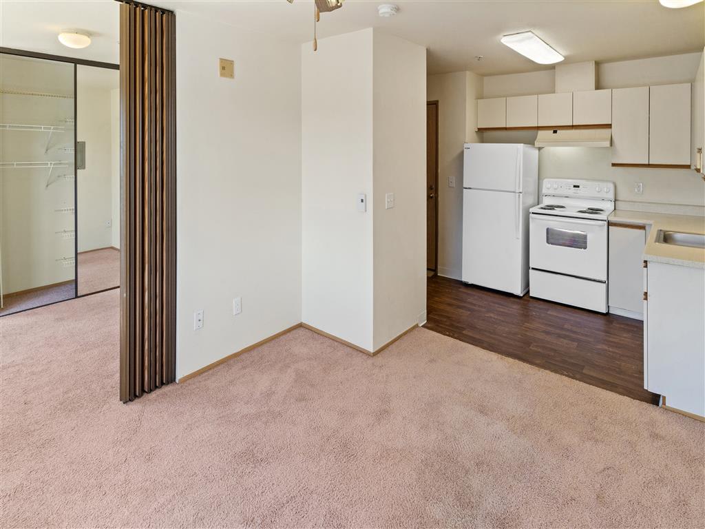 Photos and Video of Webster Court Senior Apartments in Kent WA