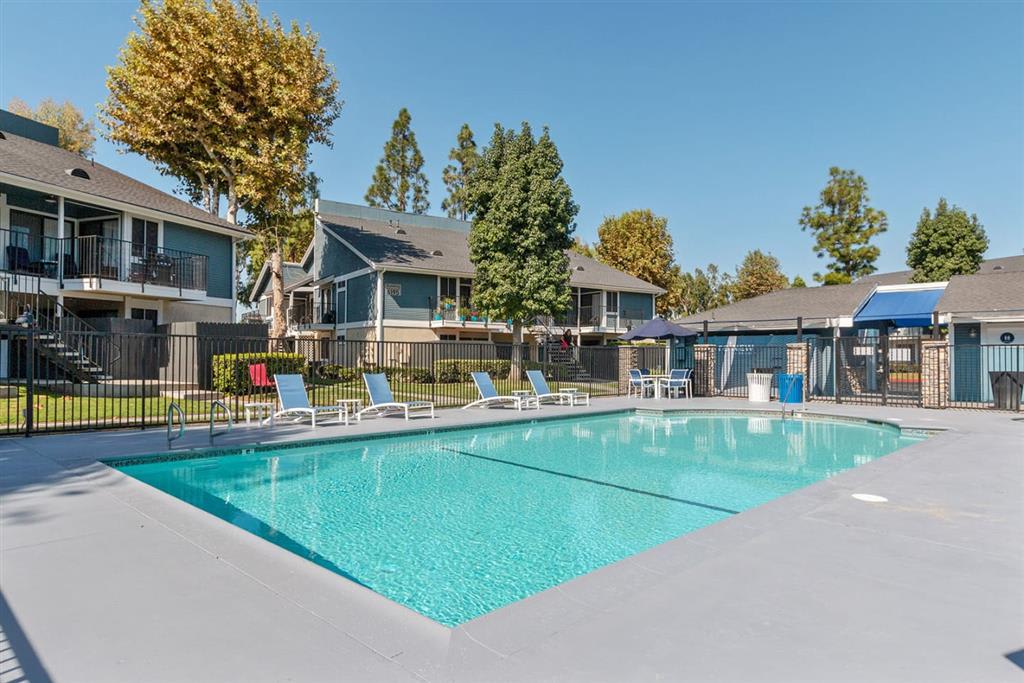 PetFriendly Apartments in Riverside, CA Photo Gallery