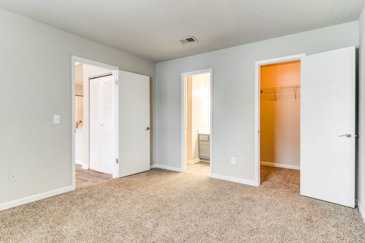 Photos and Video of Summit Station at Duluth in Duluth, GA