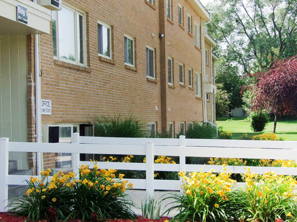 Photos and Video of Interstate Apartments in South Sioux City, NE