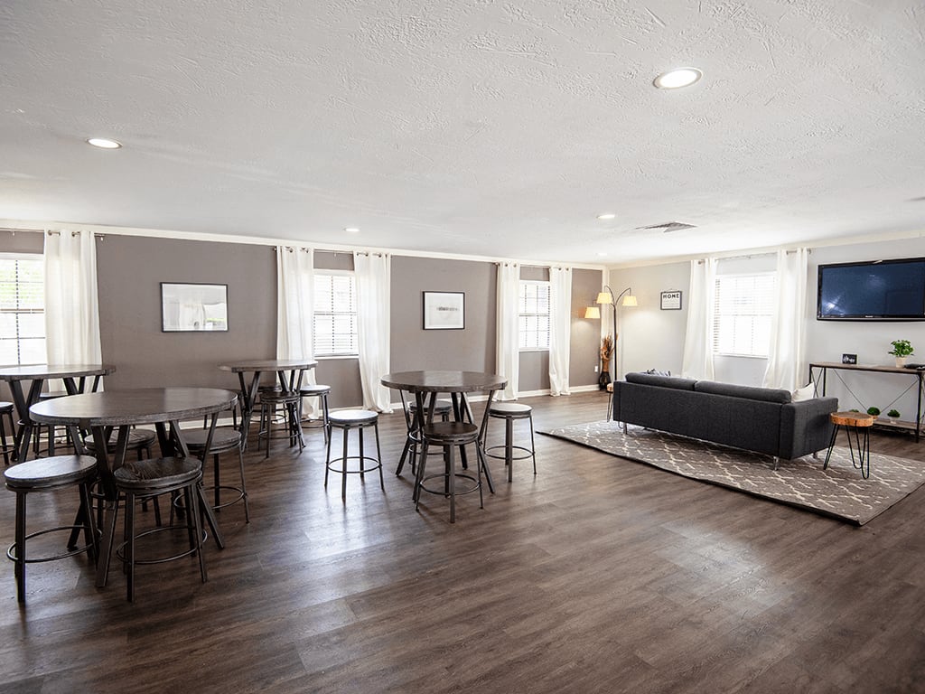 Photos and Video Gallery | Cedarwood Village Apartments | Akron, OH