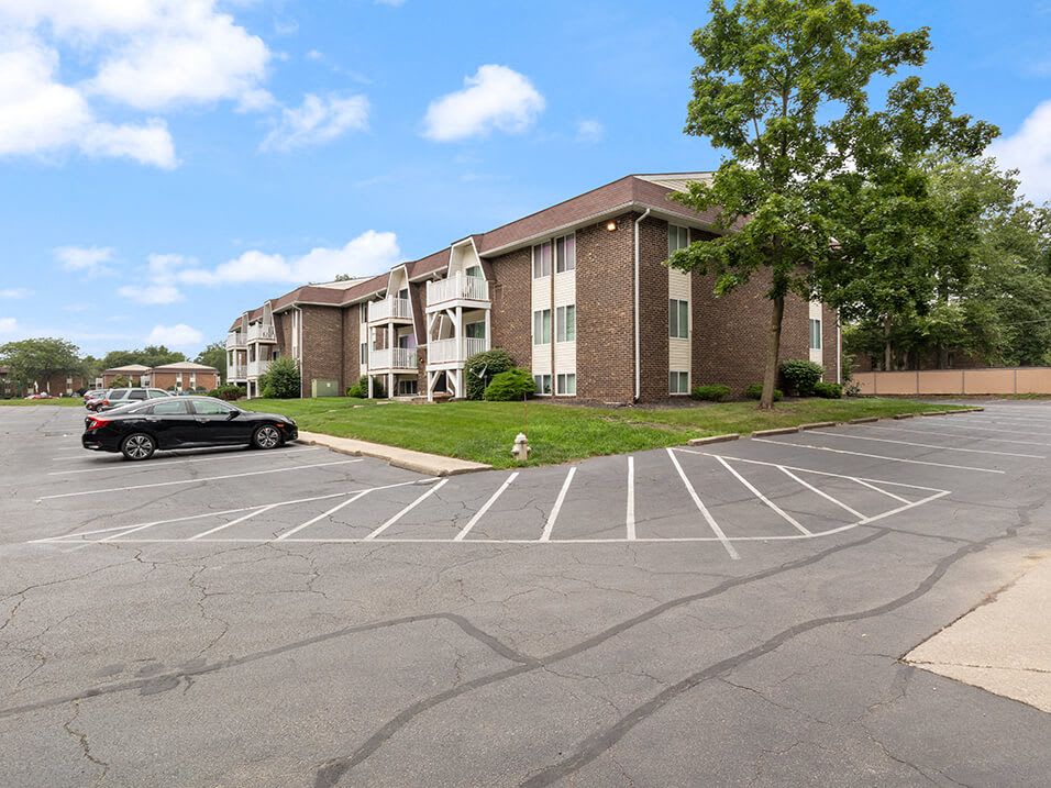 Photo & Video Gallery Hunters Ridge Apartments Toledo, OH