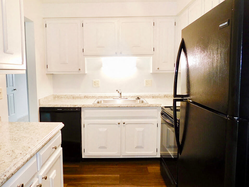 Photos and Video Heritage Knoll Apartments in Kettering, OH