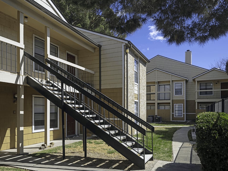 Photos and Video of Saddlecreek Apartments in Roswell, NM