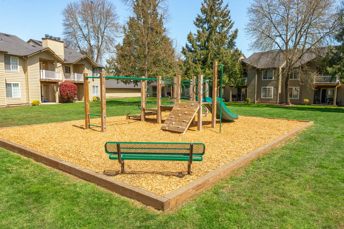 Photos and Video of Cobble Court in Pacific, WA