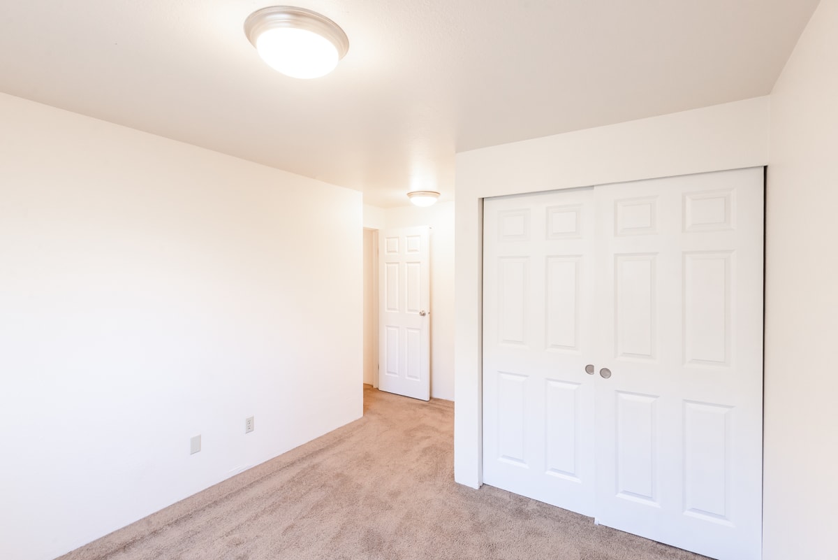 Photos and Video of Cobble Court in Pacific, WA