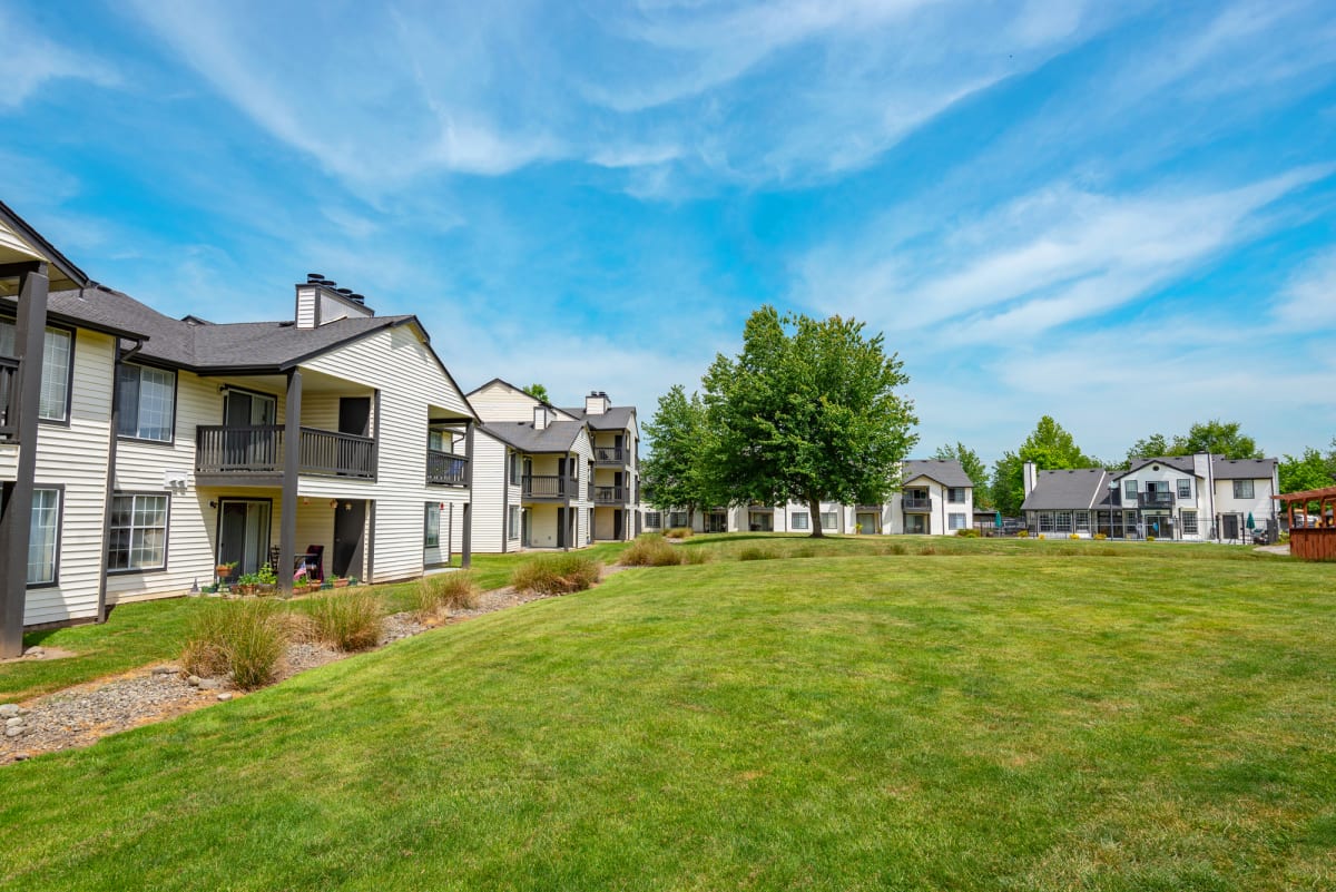 Photos and Video of Chinook Park Apartment Homes in Enumclaw, WA