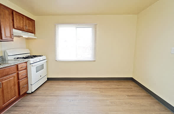 Property details for Princeton Court Apartments from MJ Peterson