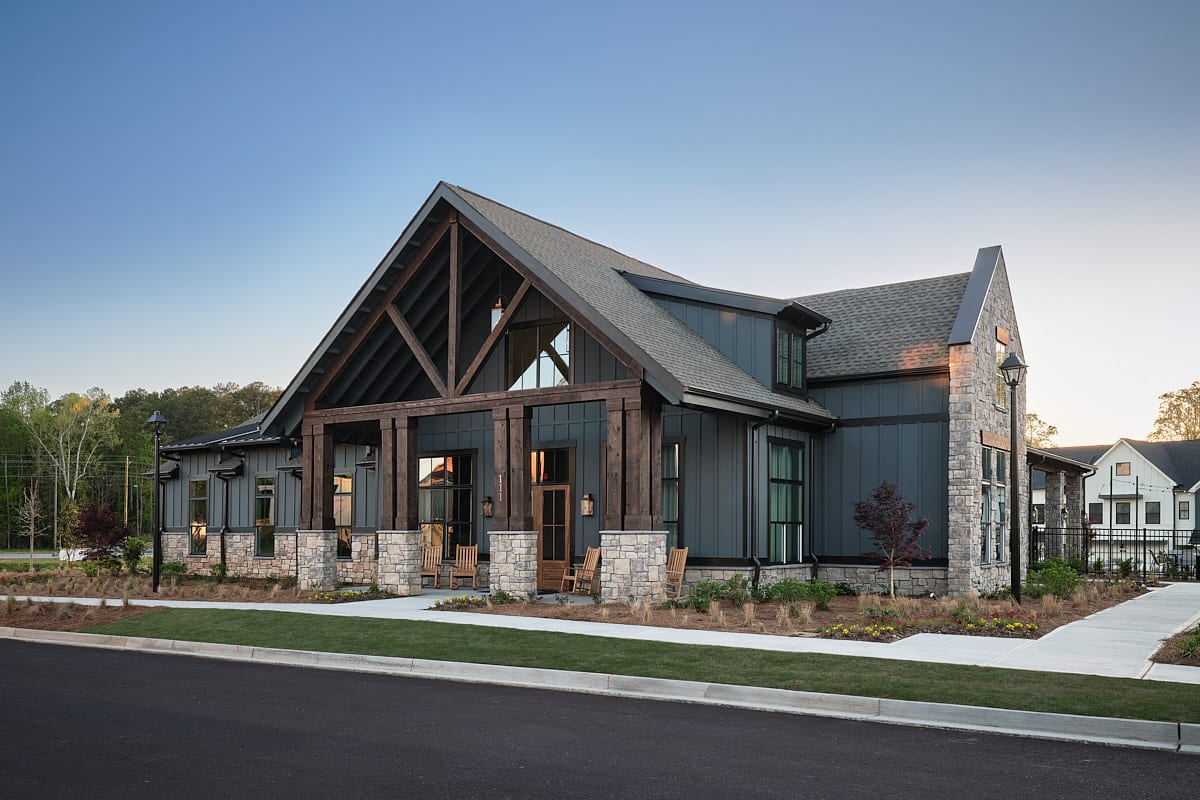 The Bend at Pettit Creek clubhouse exterior - Cartersville, GA