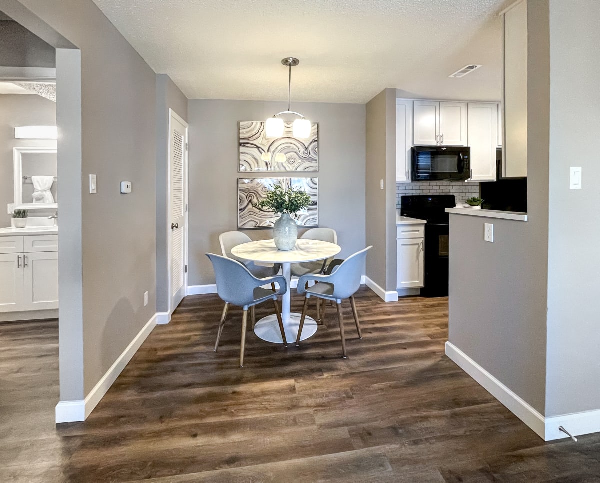 Photos and Video of Vanderbilt Apartments in St Peters, MO