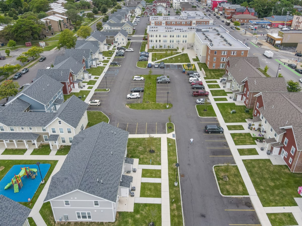Photos and Video of Niagara Square in Buffalo, NY