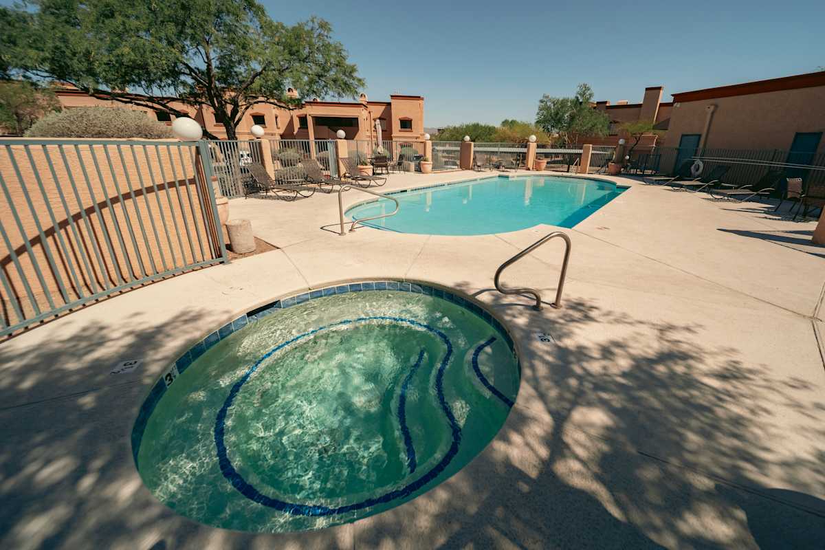 Photos and Video of Pusch Ridge Apartments in Oro Valley, AZ