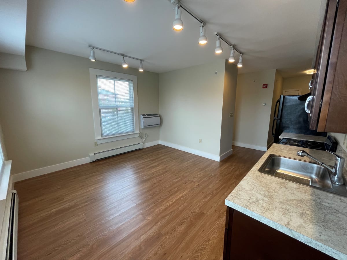 Photos and Video of Barton Commons in New Milford, CT