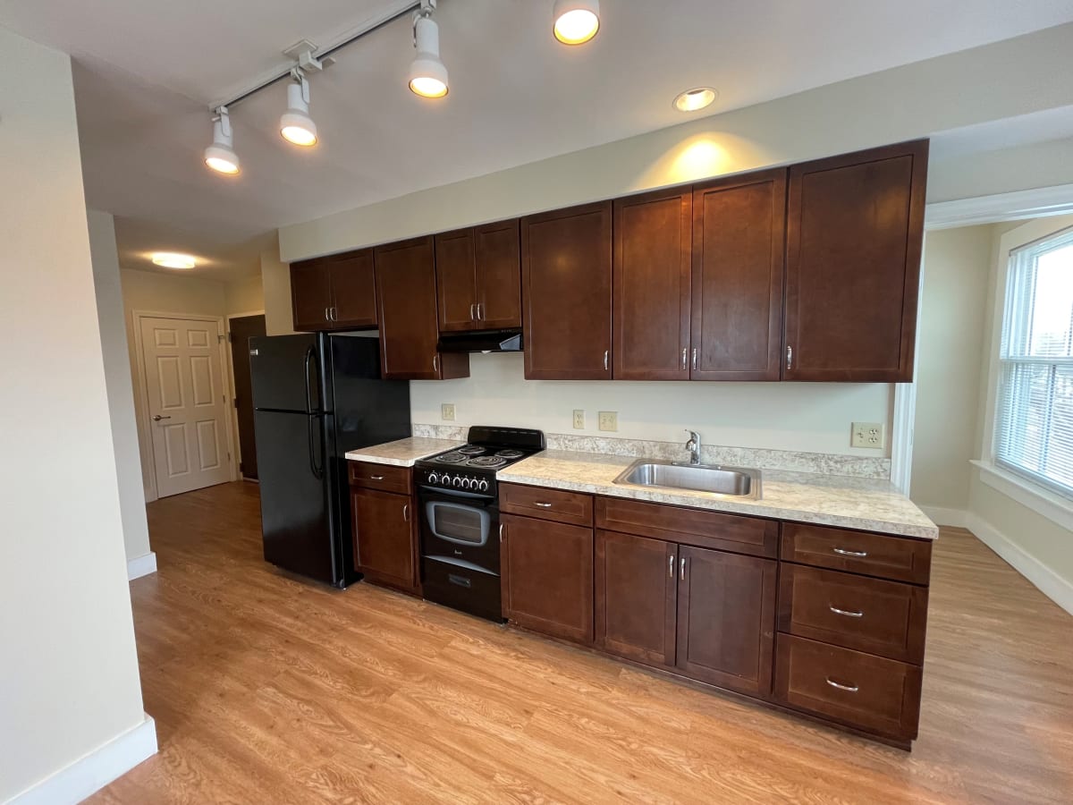 Photos and Video of Barton Commons in New Milford, CT