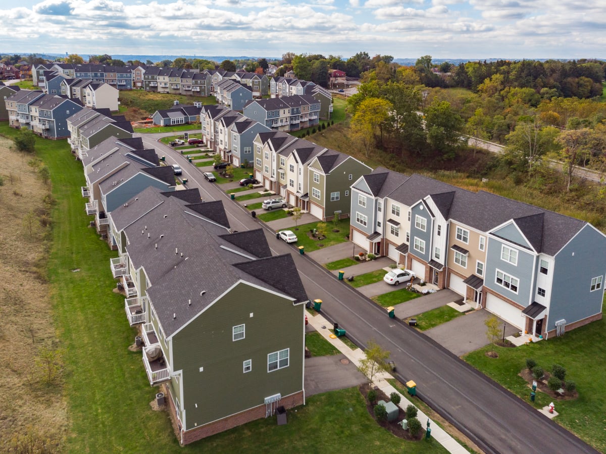 Townhomes for Rent in Ross Township, PA Highland Village