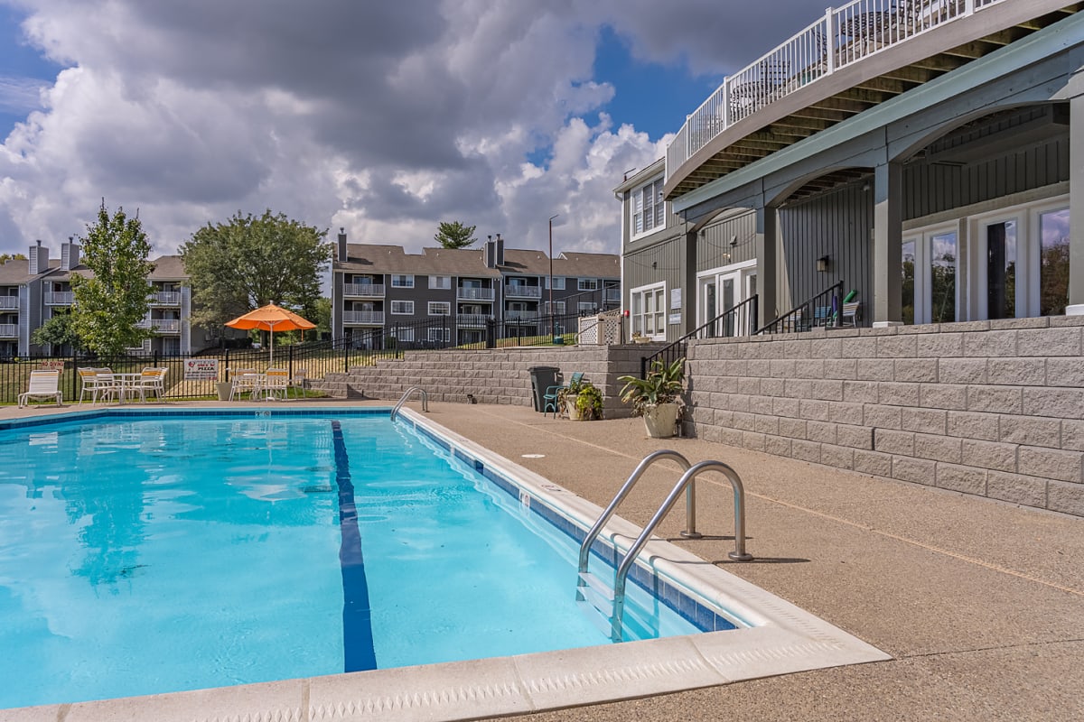 Photos and Video of Wright's Point Apartments in Ft Wright, KY