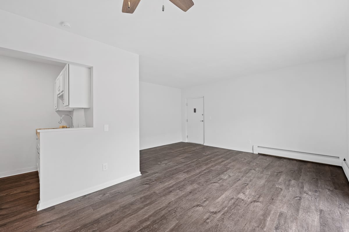 Apartments for Rent in Hartwell, Cincinnati Congress Run