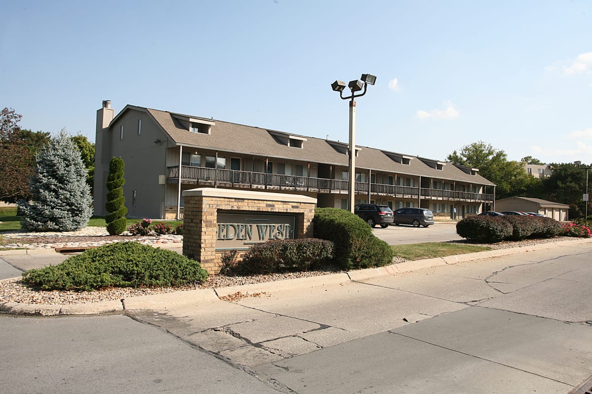 Photos and Video of Eden West Apartments in Omaha, NE