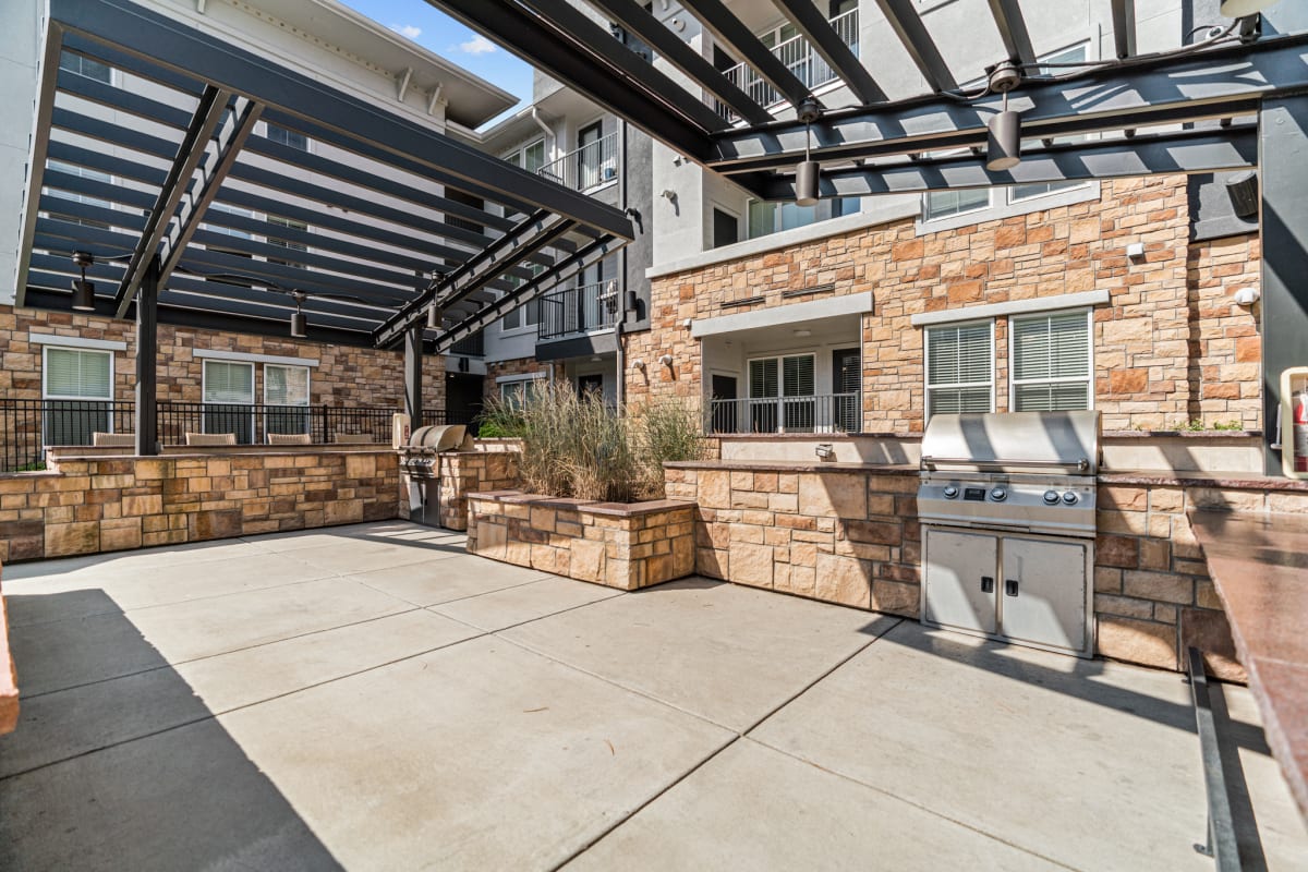Images of Model Units and Community Amenities in Aurora, CO | Centro