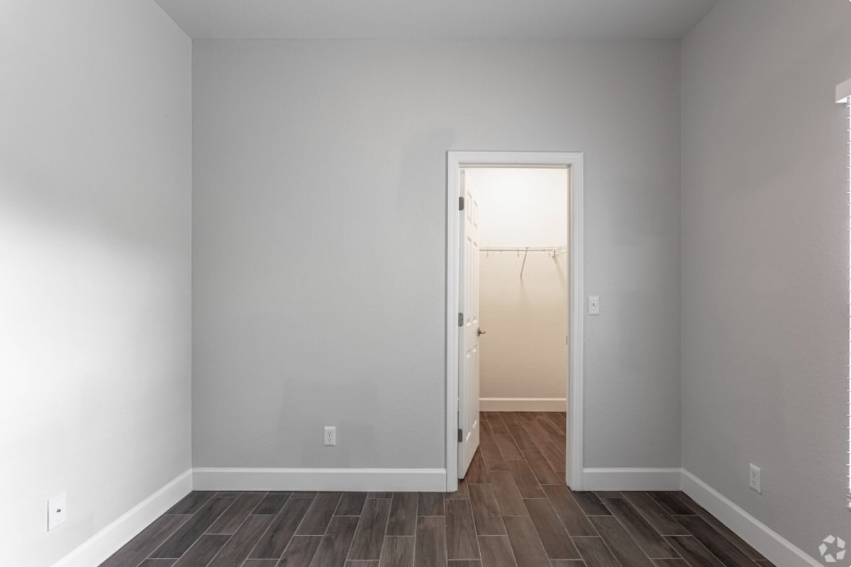 Apartments Lakeland Water’s Edge Apartments