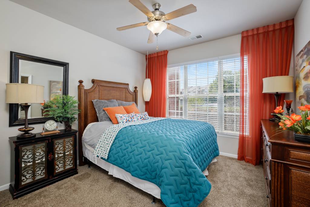 Apartments for Rent in Overland Park, Kansas | Cambridge Square