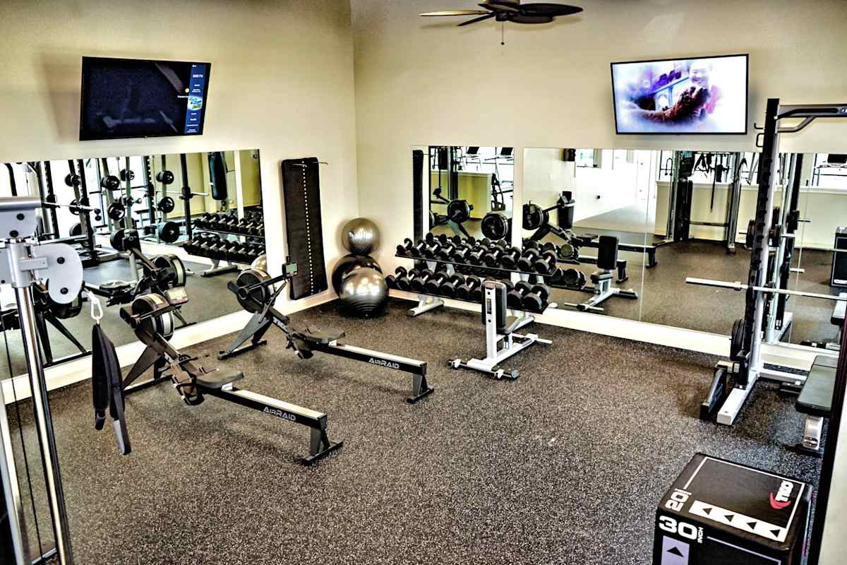Carson Street Towers fitness center cardio machines - Overland Park, KS