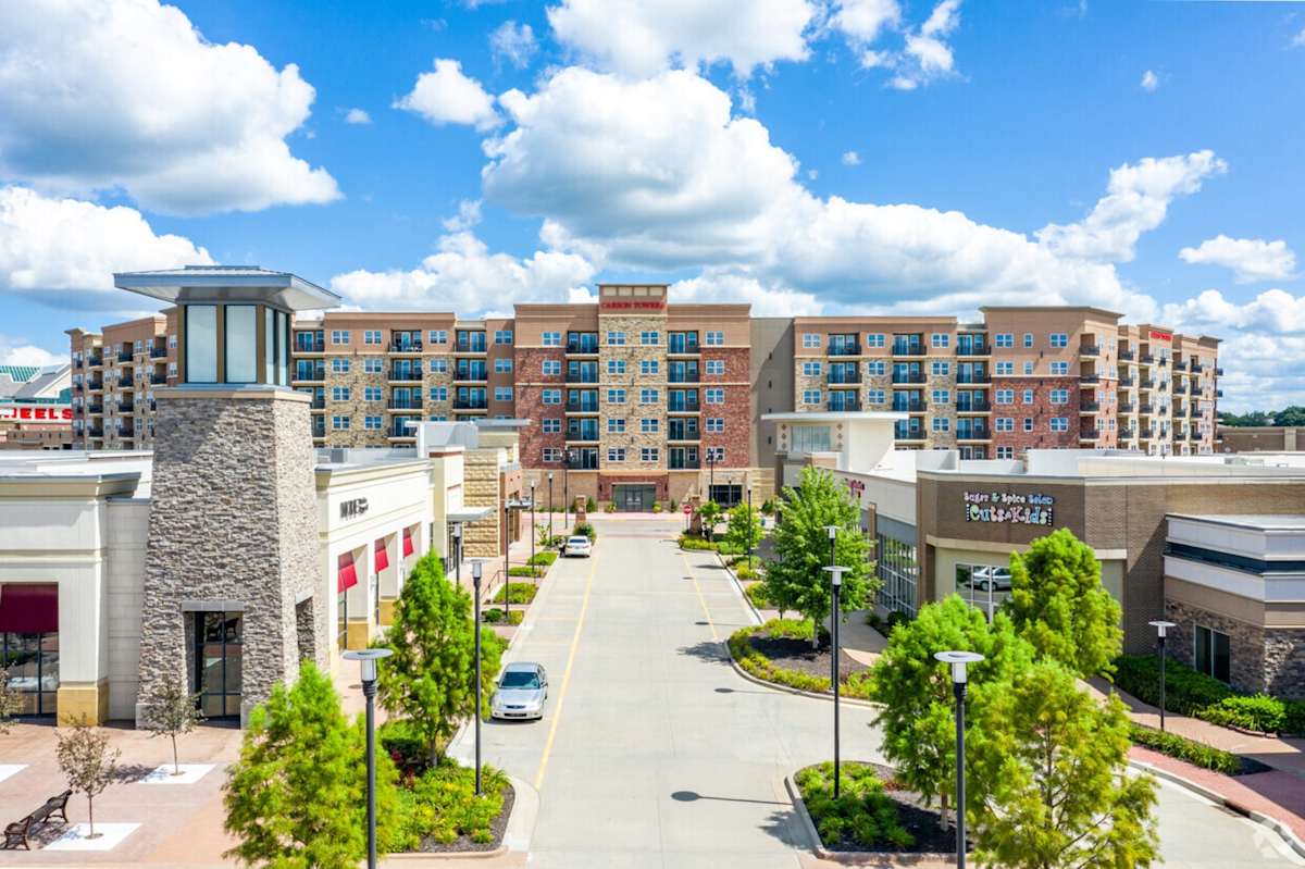 Carson Street Towers building exterior wide view - Overland Park, KS