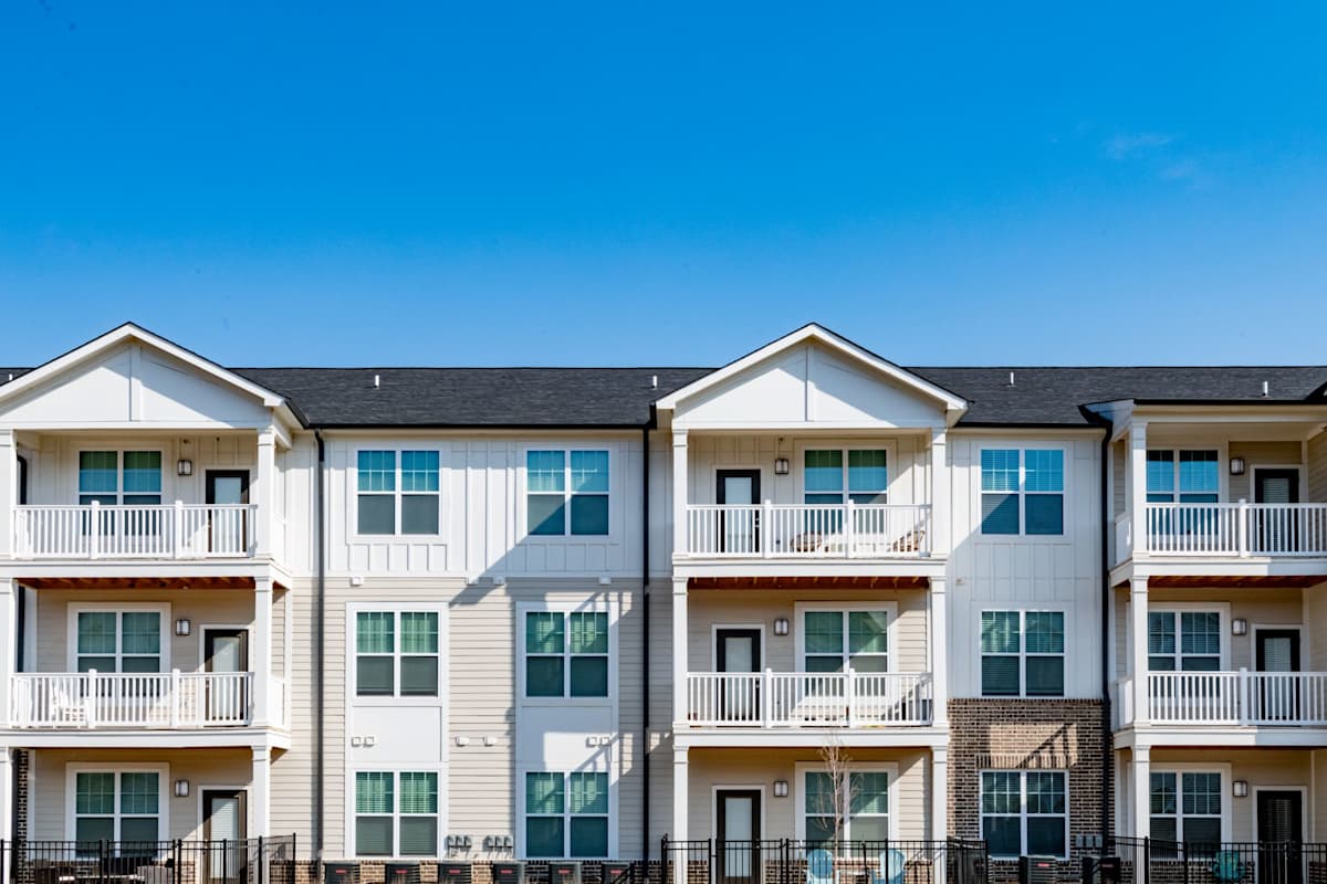City Place at Germantown Apartments exterior building photo - Memphis, TN