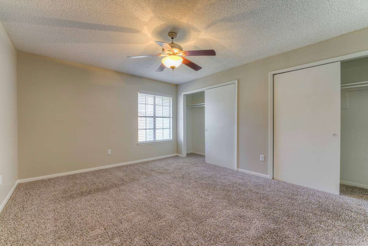 Cordova Creek Apartments unfurnished living area - Cordova, TN