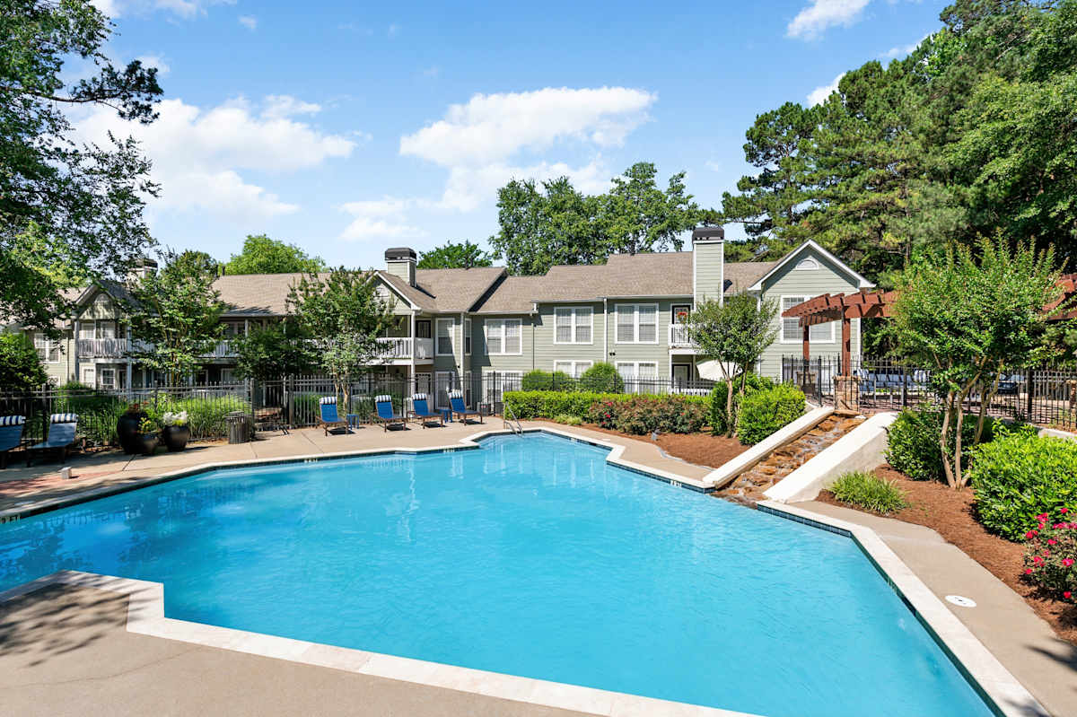Creekside at White Oak outdoor pool - Newnan, GA