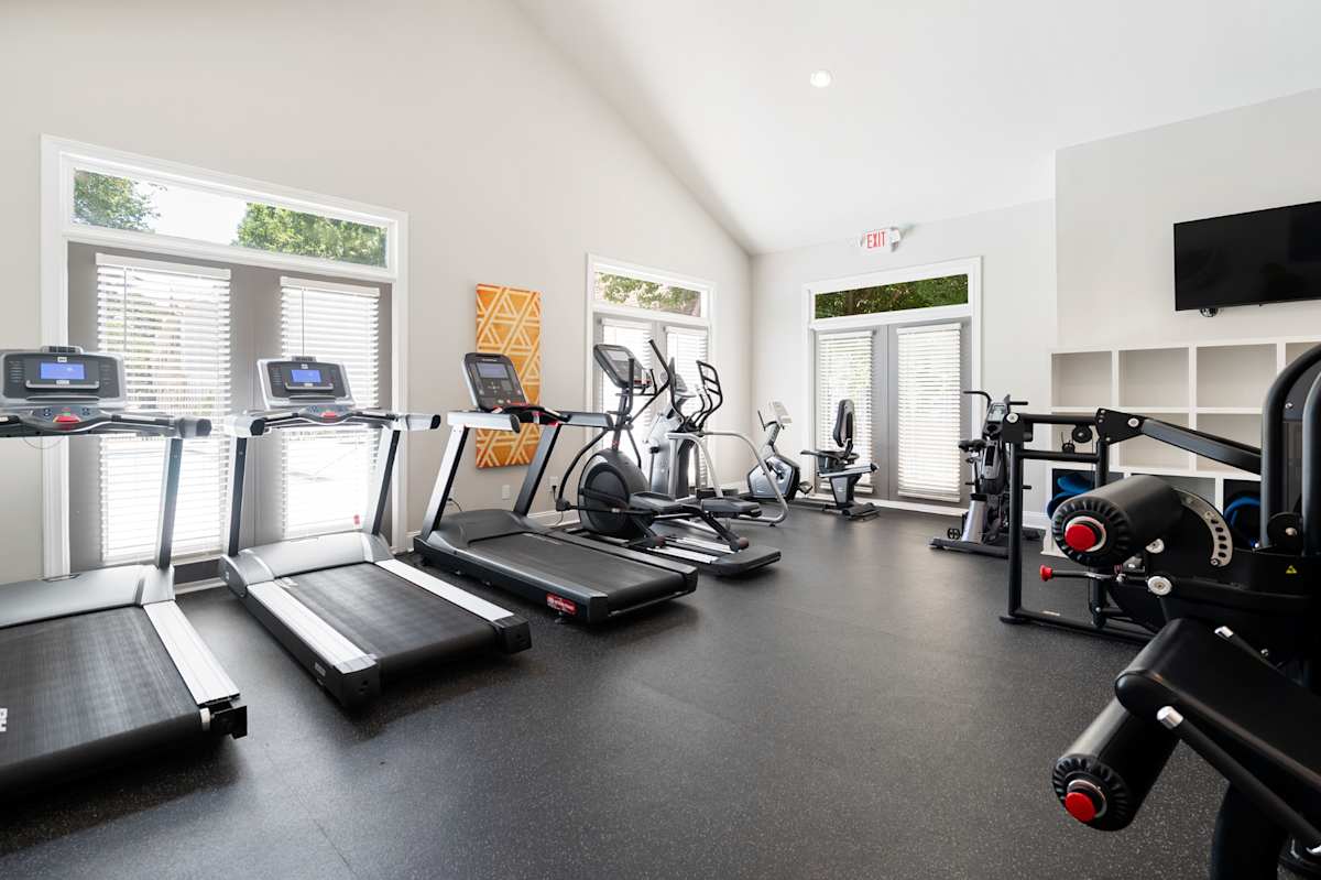 Dunwoody Glen fitness center cardio area with treadmills - Atlanta, GA