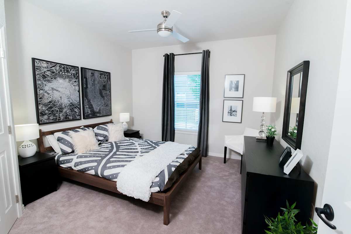 The Villa at River Pointe Apartments bedroom - Maumelle, AR