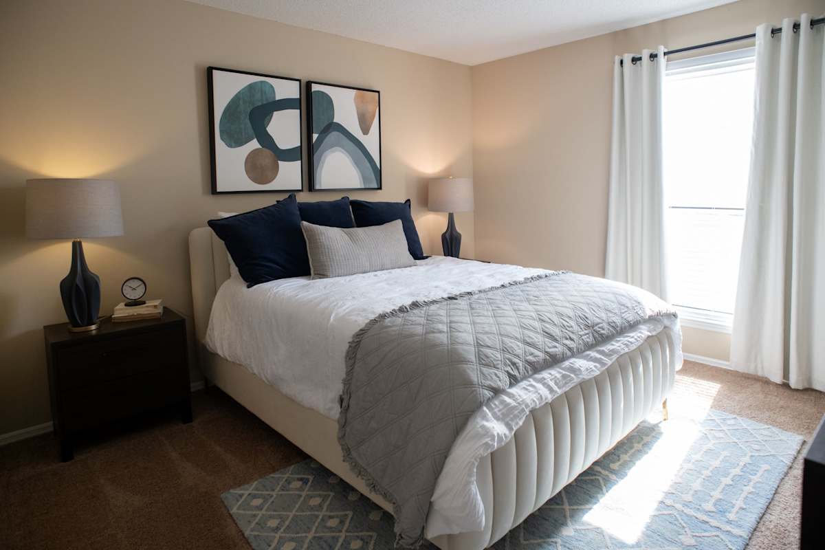 Stewarts Ferry secondary bedroom - Nashville, TN