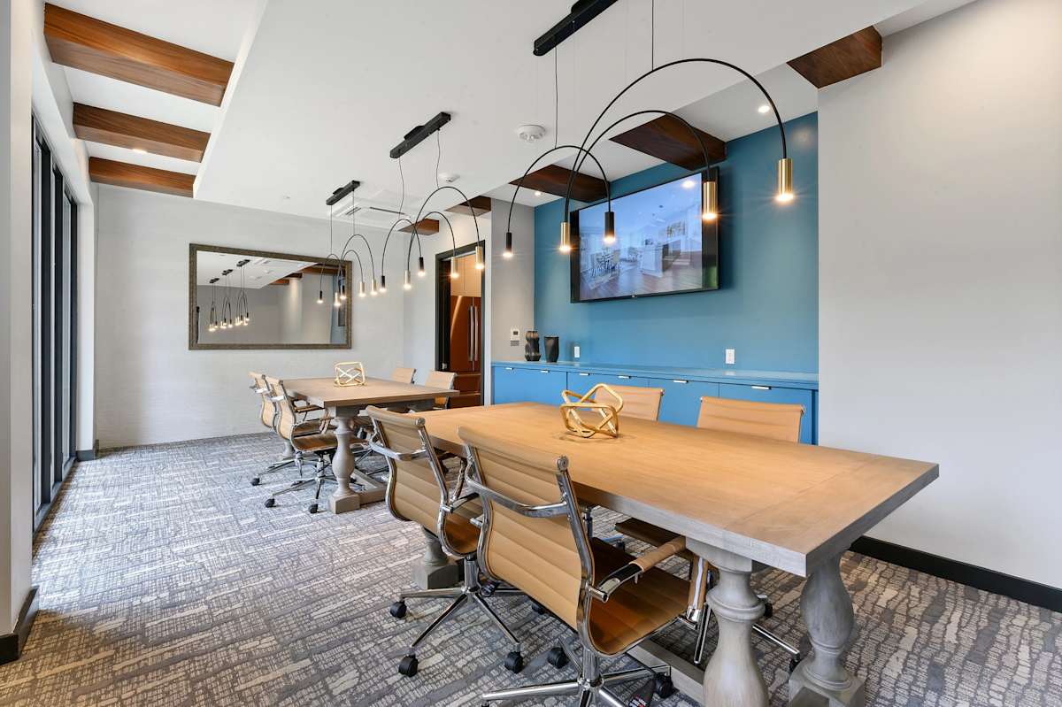 30 Lancaster co-working workspace seating - Wynnewood, PA