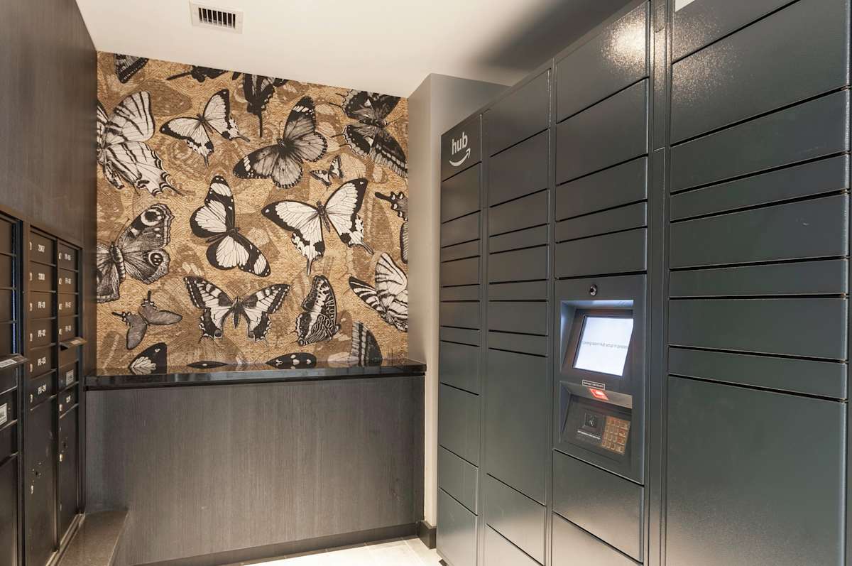 30 Lancaster package lockers - Wynnewood, PA