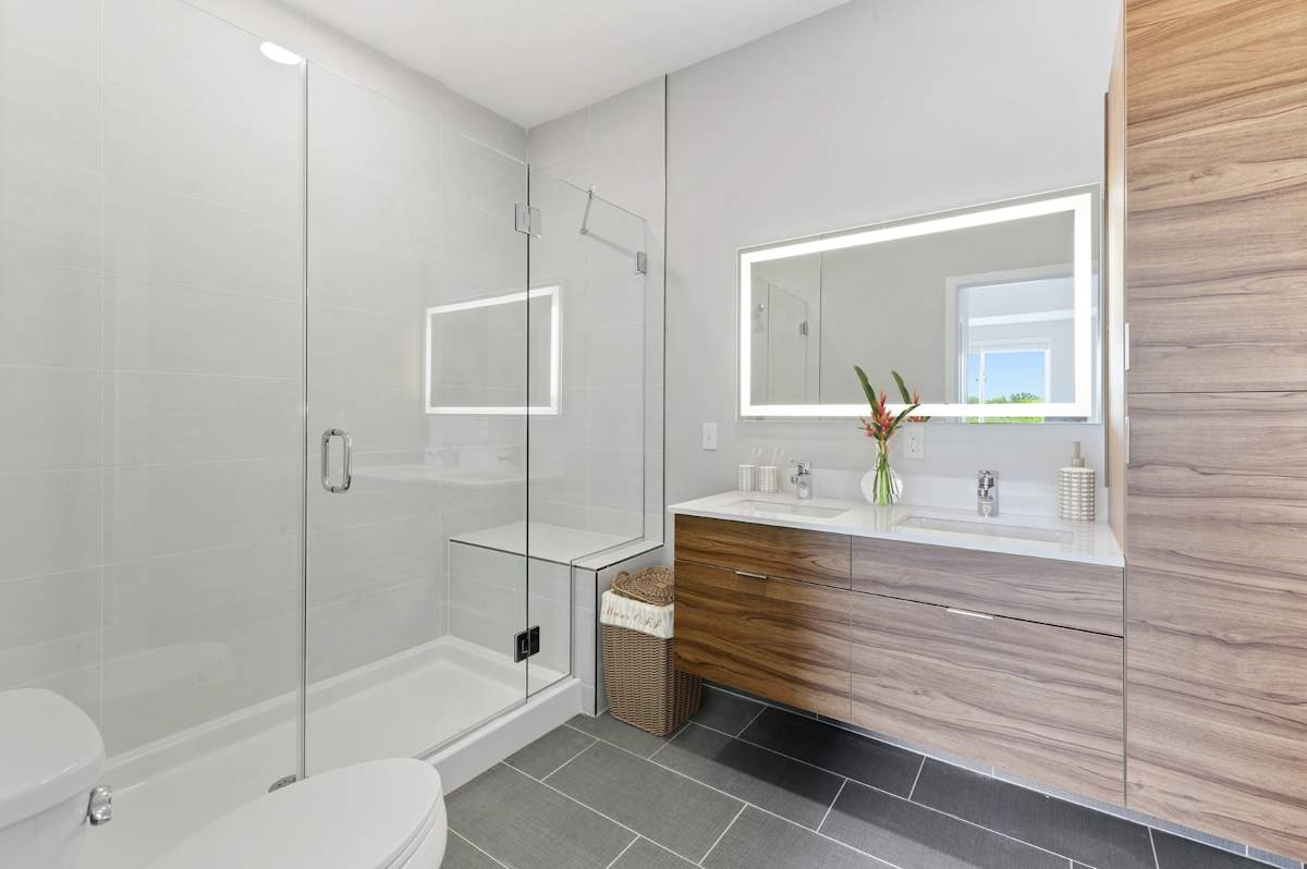 30 Lancaster bathroom - Wynnewood, PA