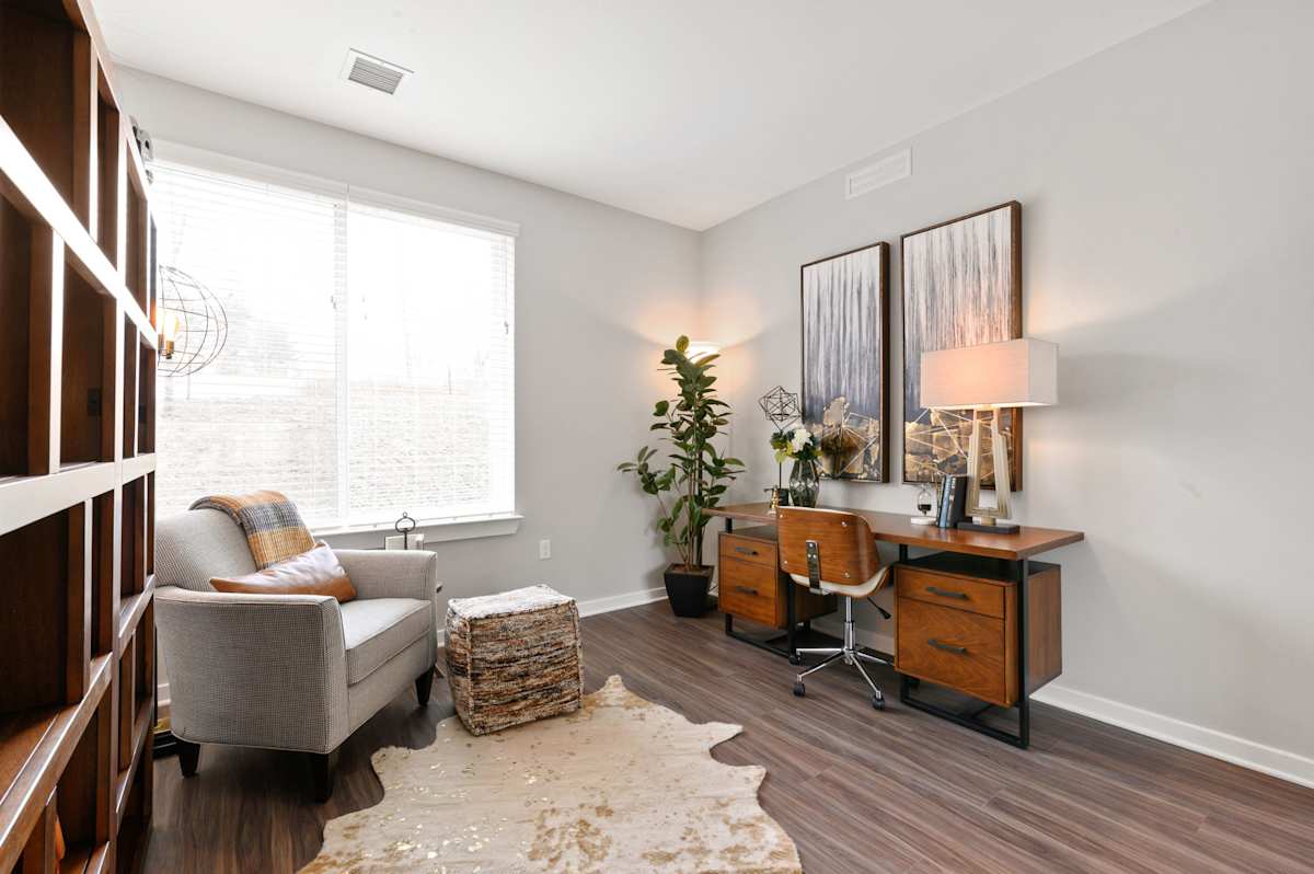 30 Lancaster bedroom office nook - Wynnewood, PA